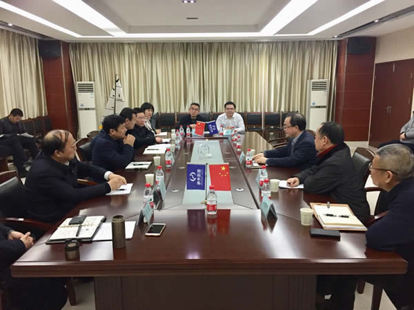 武汉市委常委、市纪委书记张曙考察77779193永利光电